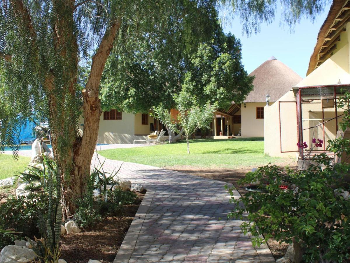 Отель Uitkyk Guest Farm Usakos Экстерьер фото