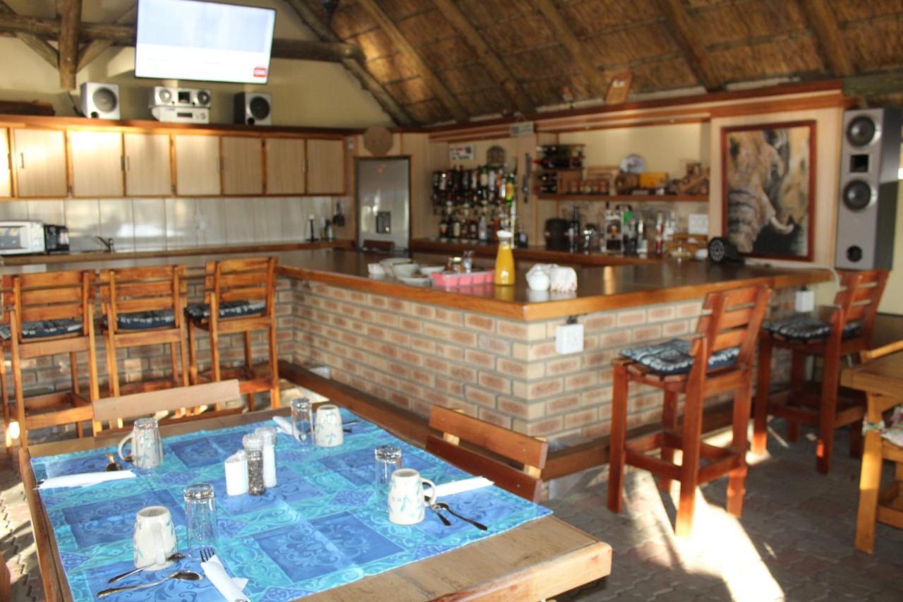 Отель Uitkyk Guest Farm Usakos Экстерьер фото