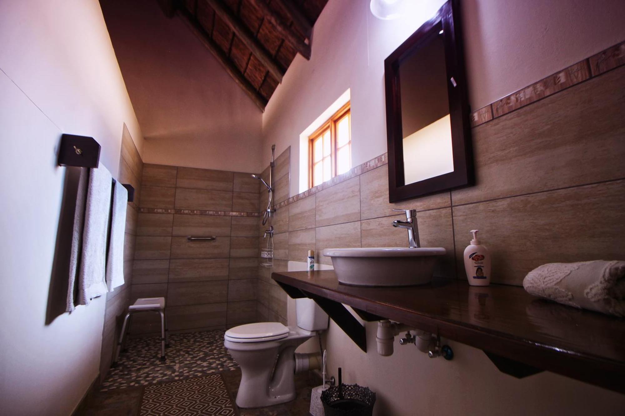 Отель Uitkyk Guest Farm Usakos Экстерьер фото